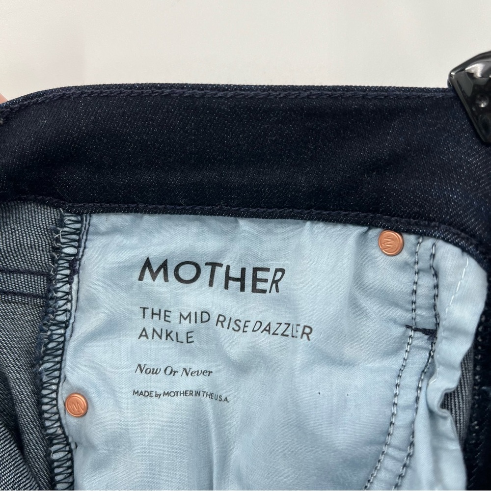 MOTHER The Mid Rise Dazzler Ankle Jeans In Now or Never Dark Wash Size 28 - Picture 8 of 16
